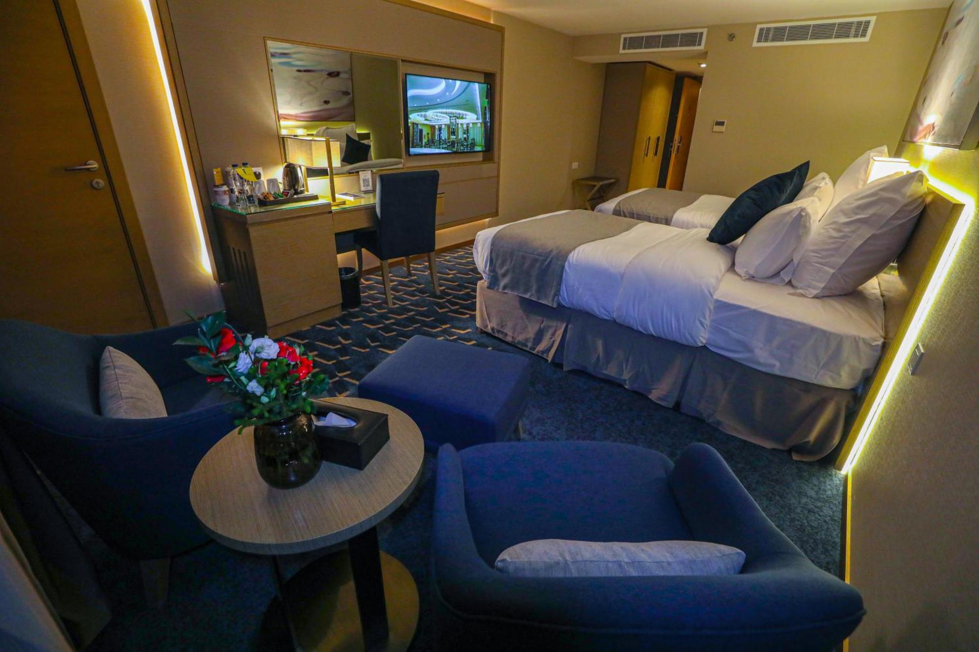 עונייזה Cheerful Al Waha Unayzah Hotel מראה חיצוני תמונה
